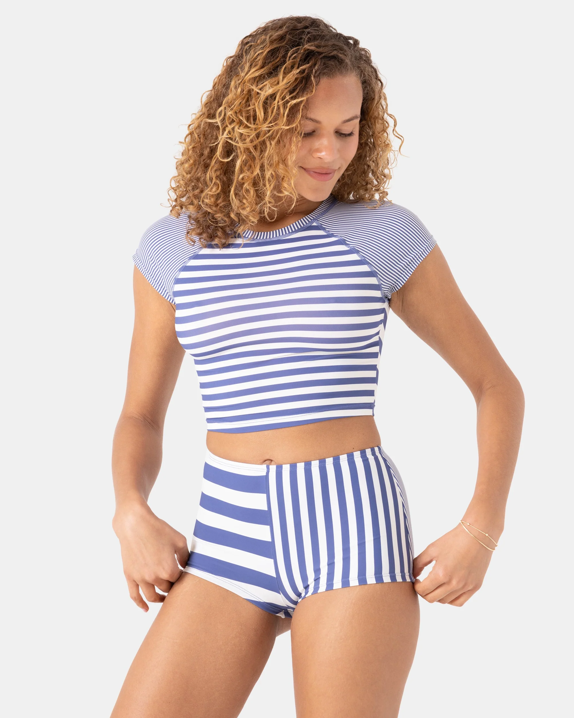 Stripe Out Crop Rashguard